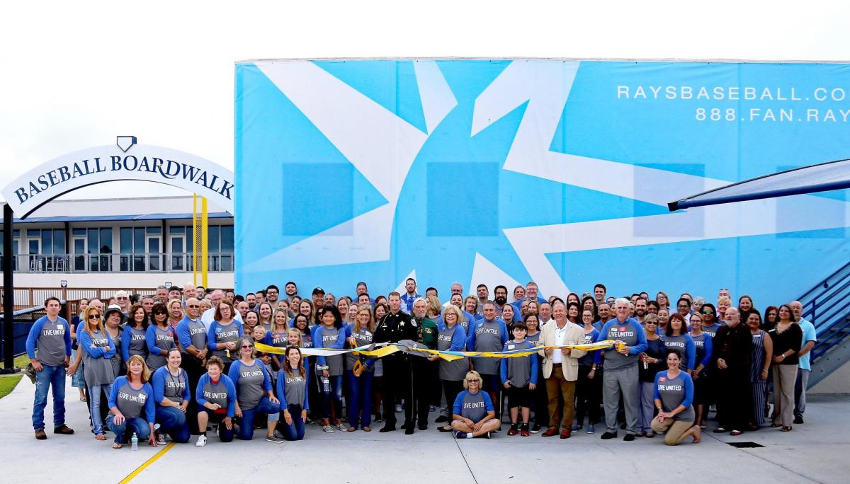2019 Campaign Kickoff group photo ribbon cutting